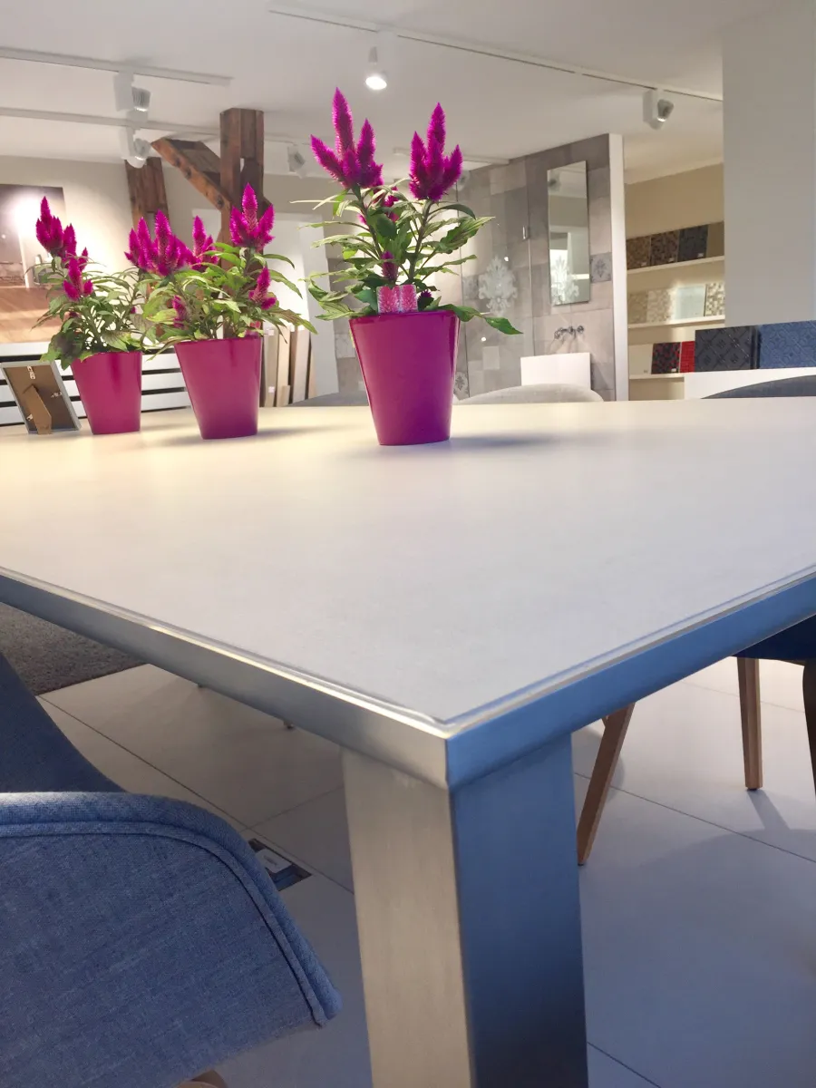 Tisch Unikat aus XXL Fliese Fliesenhändler